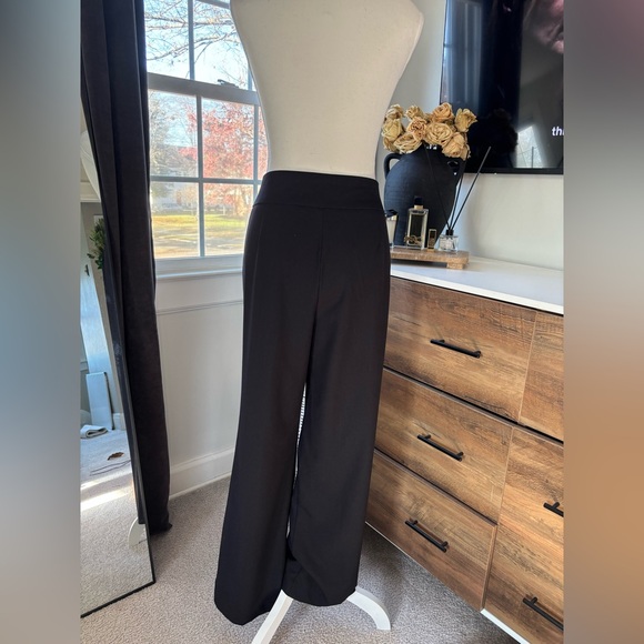 Elegant Black Wide Leg Women's Pants - Picture 5 of 7